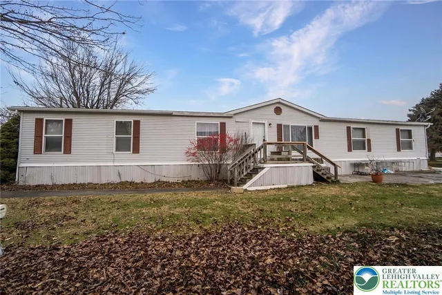 $105,000 | 9131 North Primrose Circle, Breinigsville, PA 18031