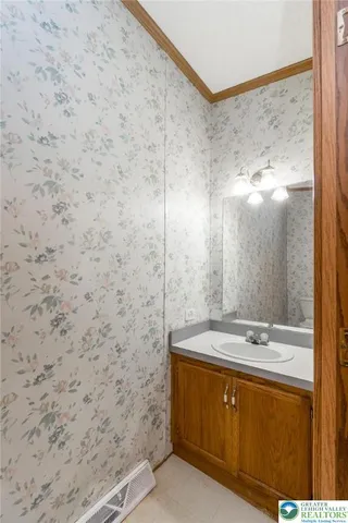 $105,000 | 9131 North Primrose Circle, Breinigsville, PA 18031