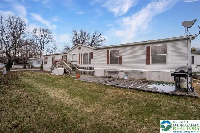 $105,000 | 9131 North Primrose Circle, Breinigsville, PA 18031