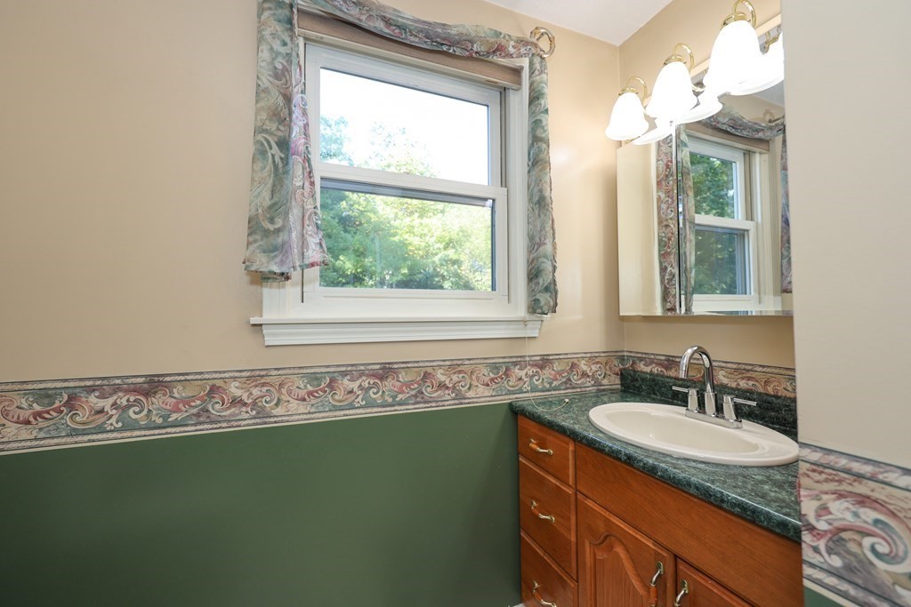 1 Bernstein Road Wilmington, MA 01887 - Photo 16 of 36