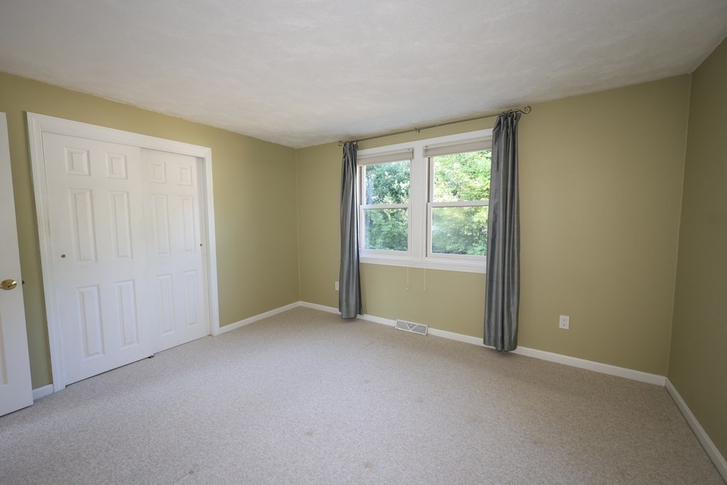 1 Bernstein Road Wilmington, MA 01887 - Photo 26 of 36