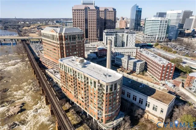 a picture of city view