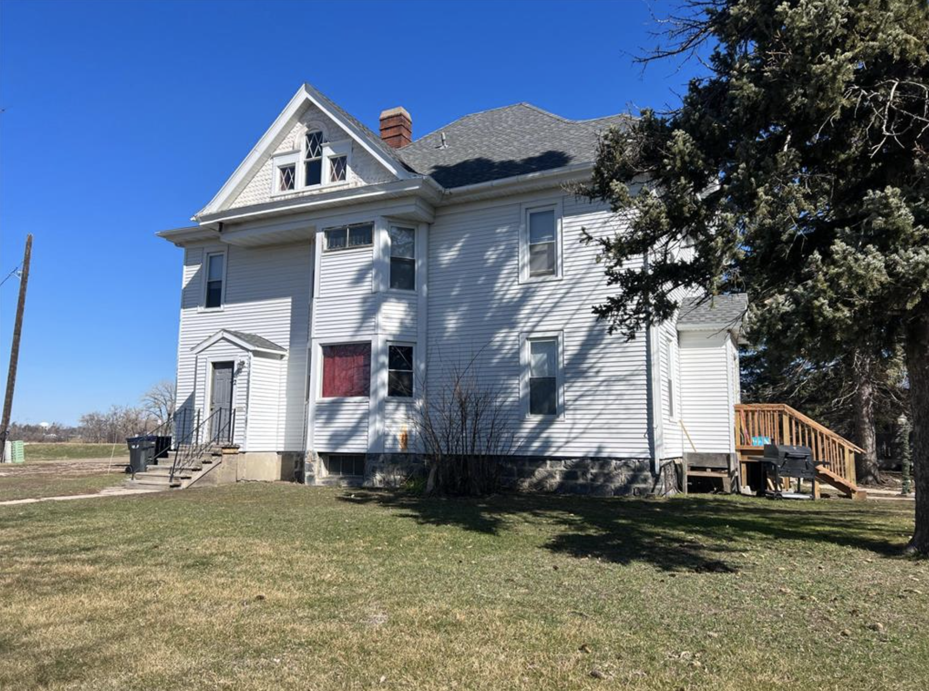305 3rd Street North Breckenridge, MN 56520 - Photo 3 of 43