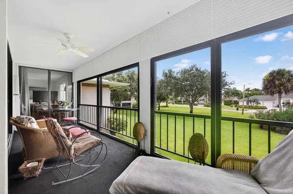 $350,000 | 20 Southeast Turtle Creek Drive, Unit F, Tequesta, FL 33469