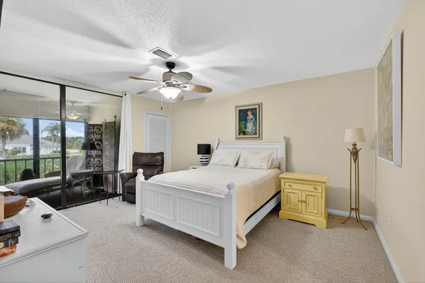 $350,000 | 20 Southeast Turtle Creek Drive, Unit F, Tequesta, FL 33469