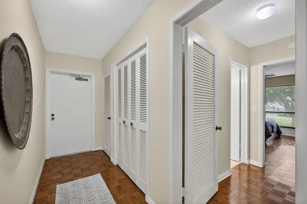 $350,000 | 20 Southeast Turtle Creek Drive, Unit F, Tequesta, FL 33469