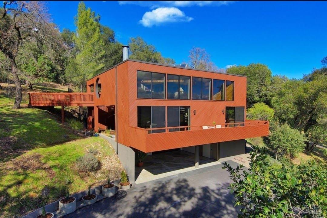 103 Brae Court Fairfield, CA 94534 - Photo 2 of 44