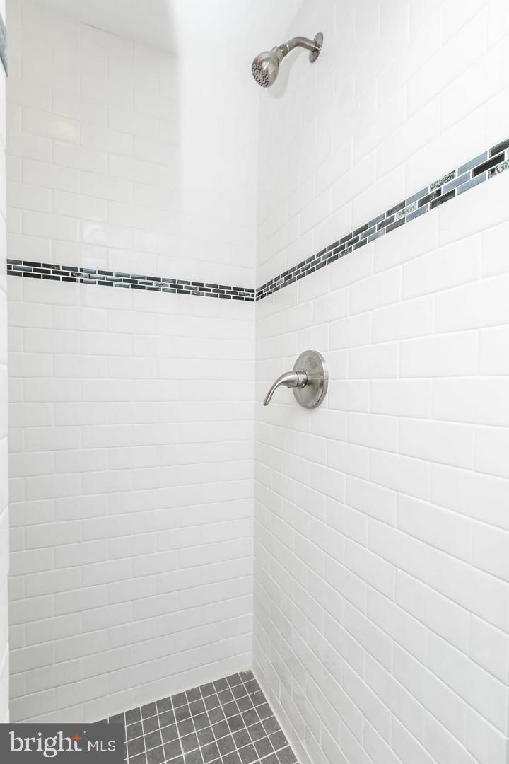 1505 Clarkson Street Baltimore, MD 21230 - Photo 15 of 30