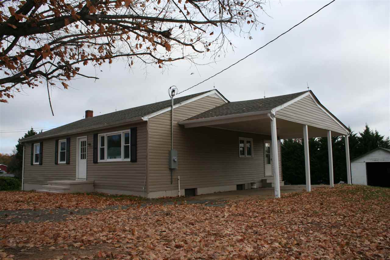 209 Oak Park Road Madison, VA 22727 - Photo 3 of 20 a backyard of a house