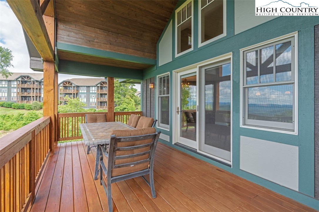 942 Ridge Haven Parkway, Unit R1232 Banner Elk, NC 28604 - Photo 12 of 28 Gallery Image 12