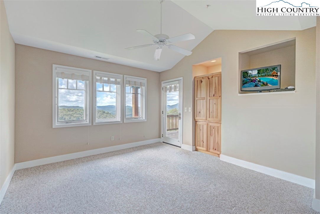 942 Ridge Haven Parkway, Unit R1232 Banner Elk, NC 28604 - Photo 16 of 28 Gallery Image 16