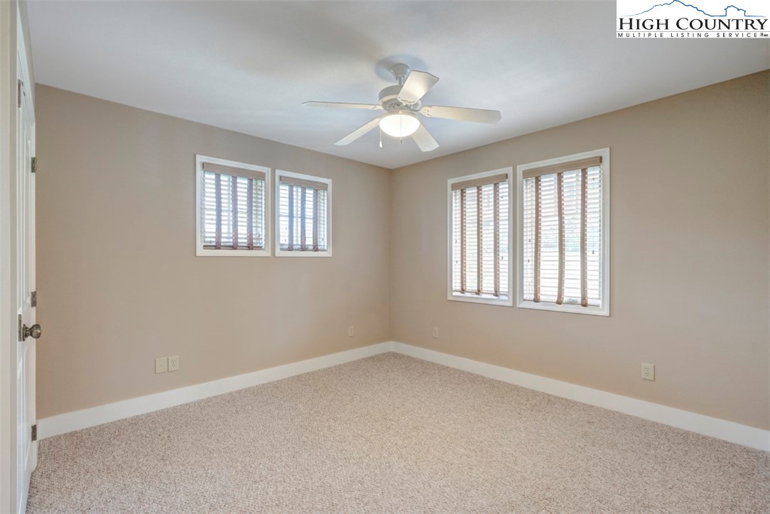 942 Ridge Haven Parkway, Unit R1232 Banner Elk, NC 28604 - Photo 22 of 28 Gallery Image 22