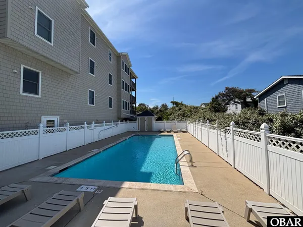 $439,000 | 2010 South Virginia Dare Trail, Unit 104, Kill Devil Hills, NC 27948