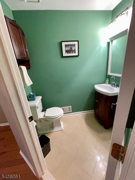 7 Daisey Road Berkeley Heights, NJ 07922 - Photo 14 of 14