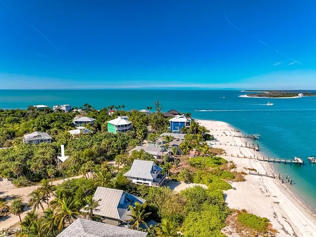 $295,000 | 130 Mourning Dove Drive, Upper Captiva, FL 33924