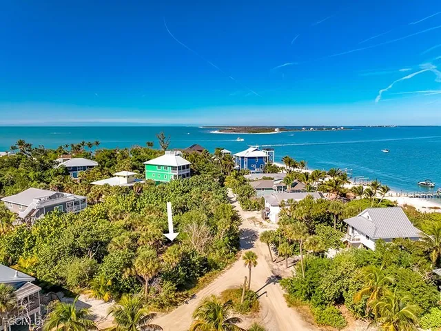 $295,000 | 130 Mourning Dove Drive, Upper Captiva, FL 33924