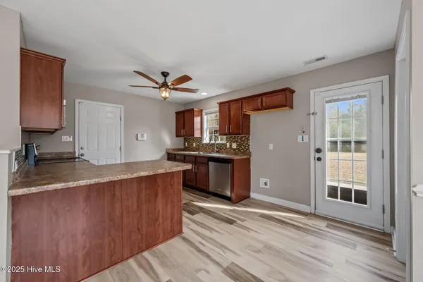 $299,990 | 436 Huffmantown Road, Richlands, NC 28574