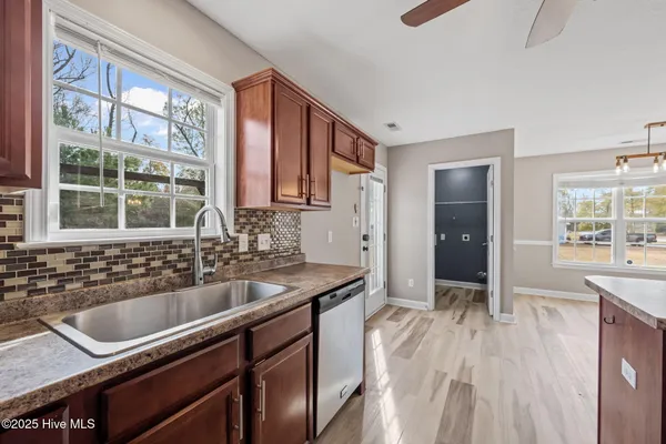 $299,990 | 436 Huffmantown Road, Richlands, NC 28574