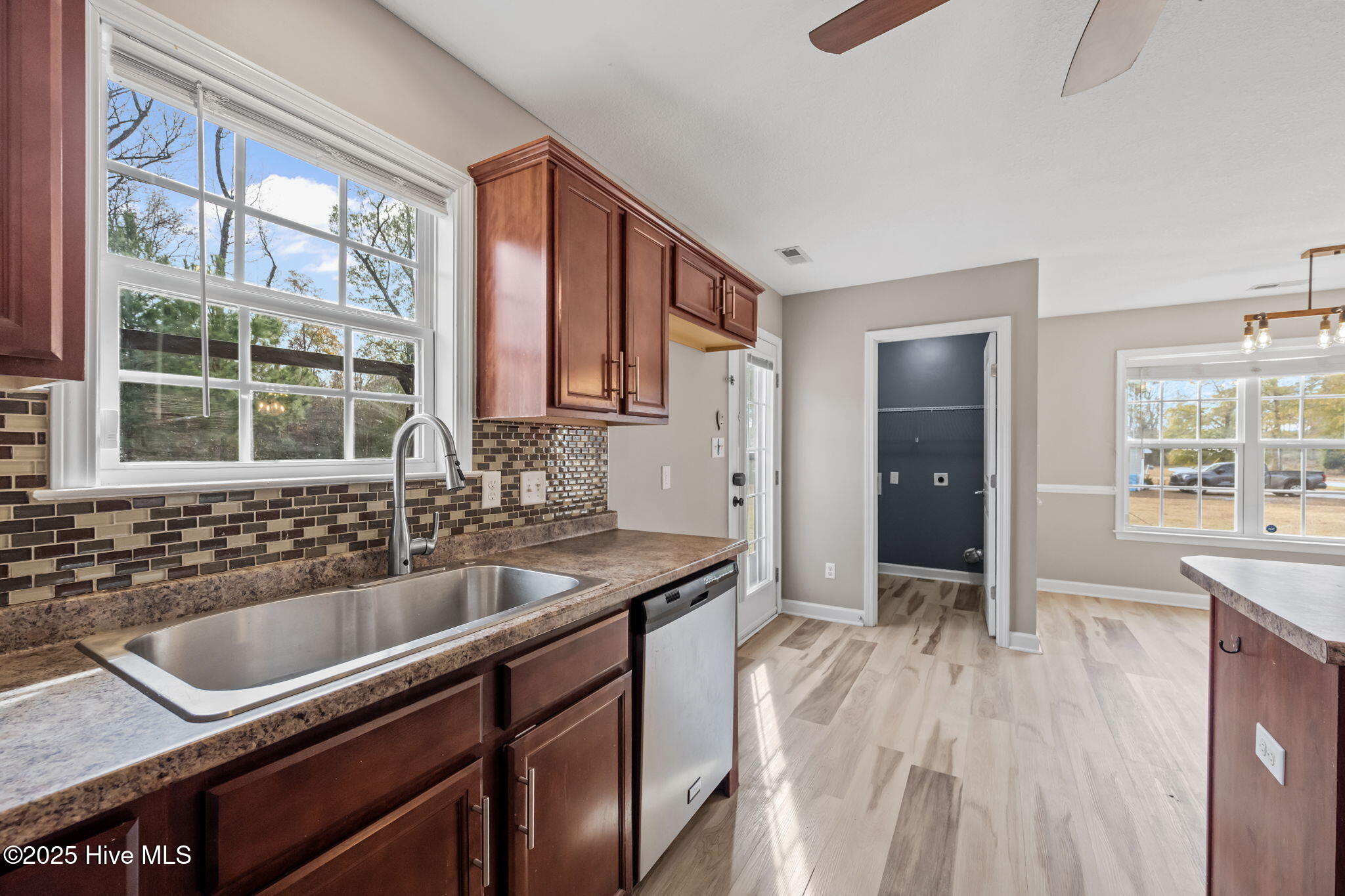 436 Huffmantown Road Richlands, NC 28574 - Photo 32 of 51 36-web-or-mls-_RAD4404