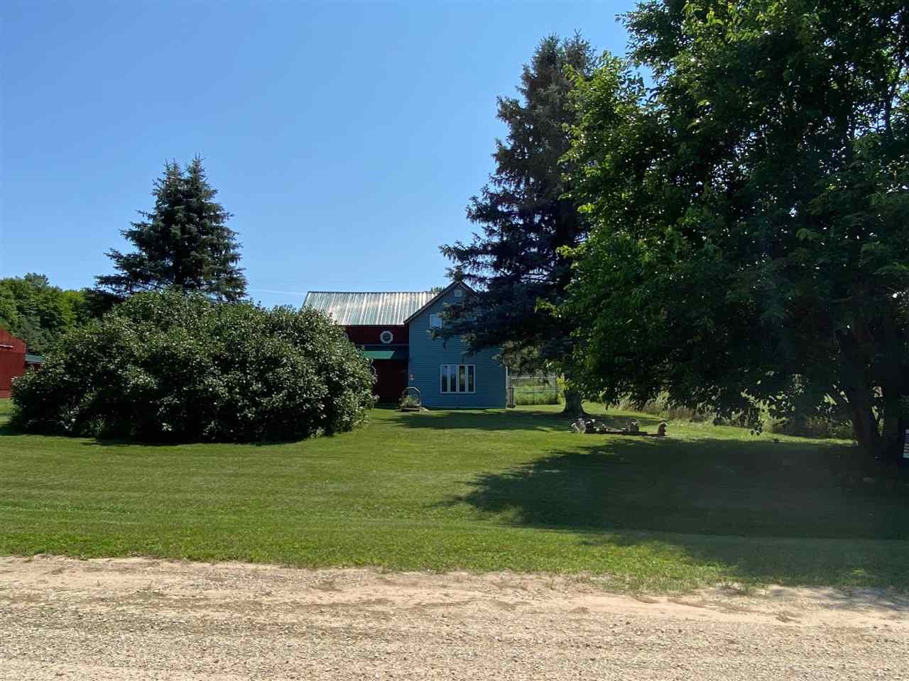 20625 Somsel Road Thompsonville, MI 49683 - Photo 2 of 26 1891393-1.JPG