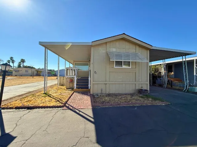 a view of backyard of house