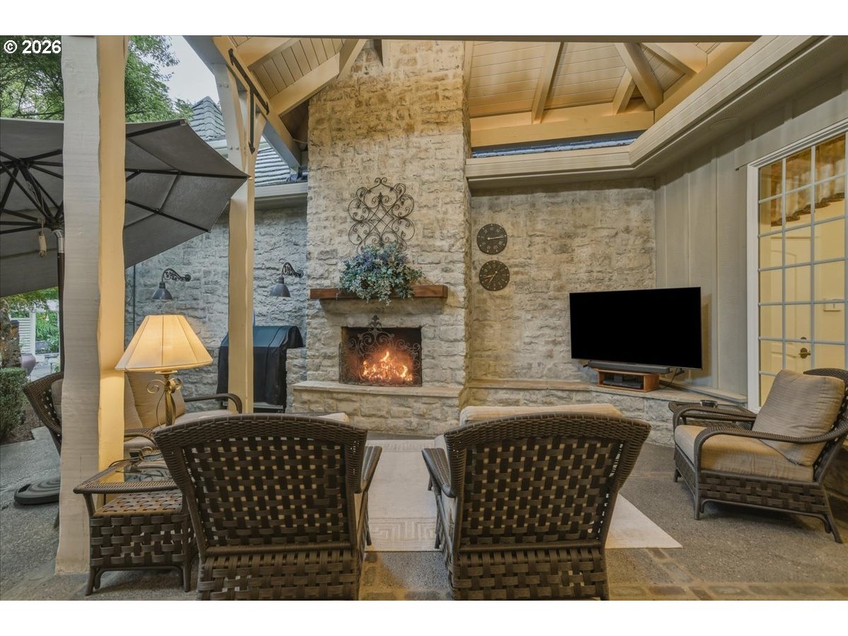 5807 Northwest El Rey Drive Camas, WA 98607 - Photo 38 of 48 Covered Patio