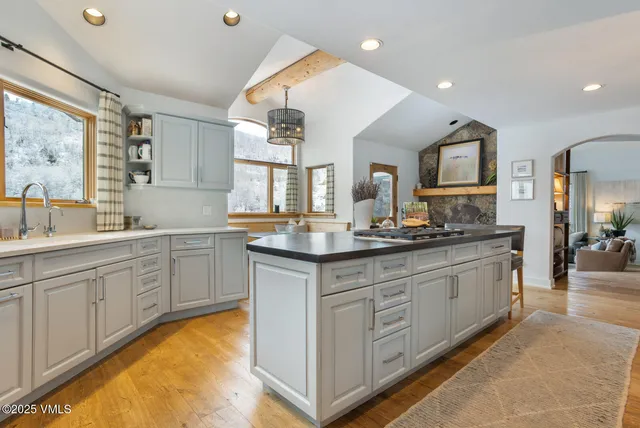 $4,895,000 | 55 Elk Place, Edwards, CO 81632