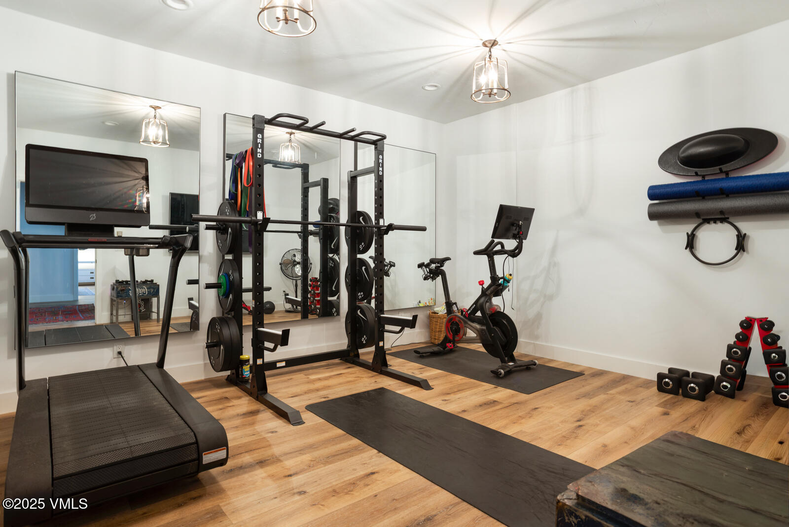 55 Elk Place Edwards, CO 81632 - Photo 39 of 68 a view of a room with gym equipment