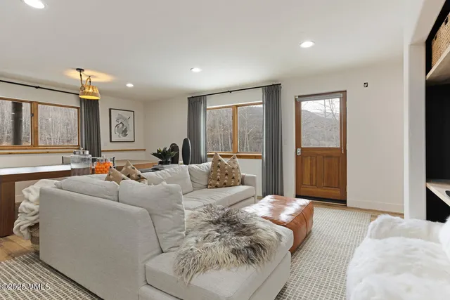 $4,895,000 | 55 Elk Place, Edwards, CO 81632