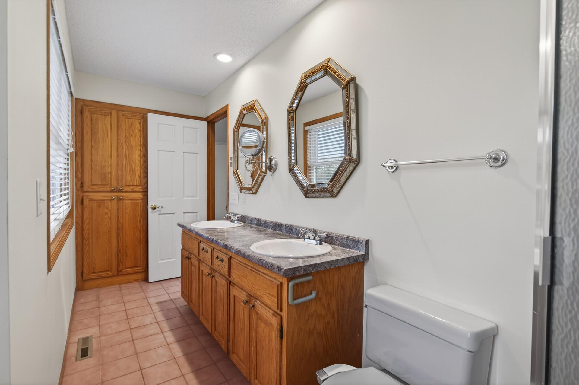 8057 Garfield Street Northeast Spring Lake Park, MN 55432 - Photo 21 of 44