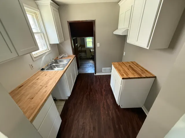 $179,900 | 26655 Rosewood Street, Roseville, MI 48066