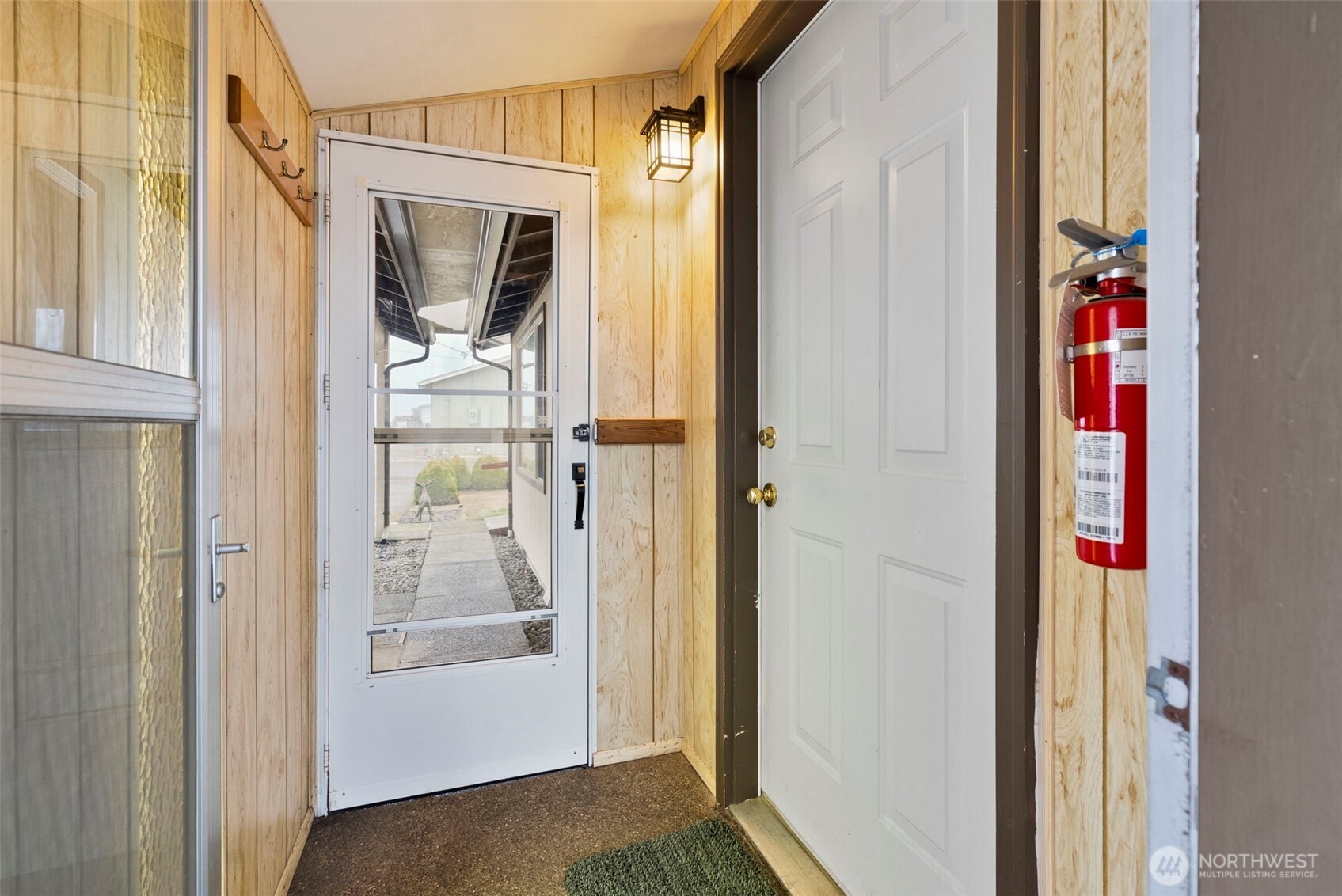9101 Steilacoom Road Southeast, Unit 93 Olympia, WA 98513 - Photo 20 of 40 a view of a bathroom from a hallway