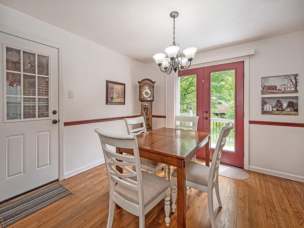 212 Hays Road Pittsburgh, PA 15241 - Photo 6 of 23