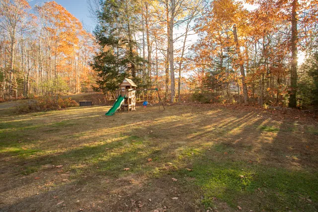 $319,000 | 172 Tannery Loop, Amherst, ME 04605