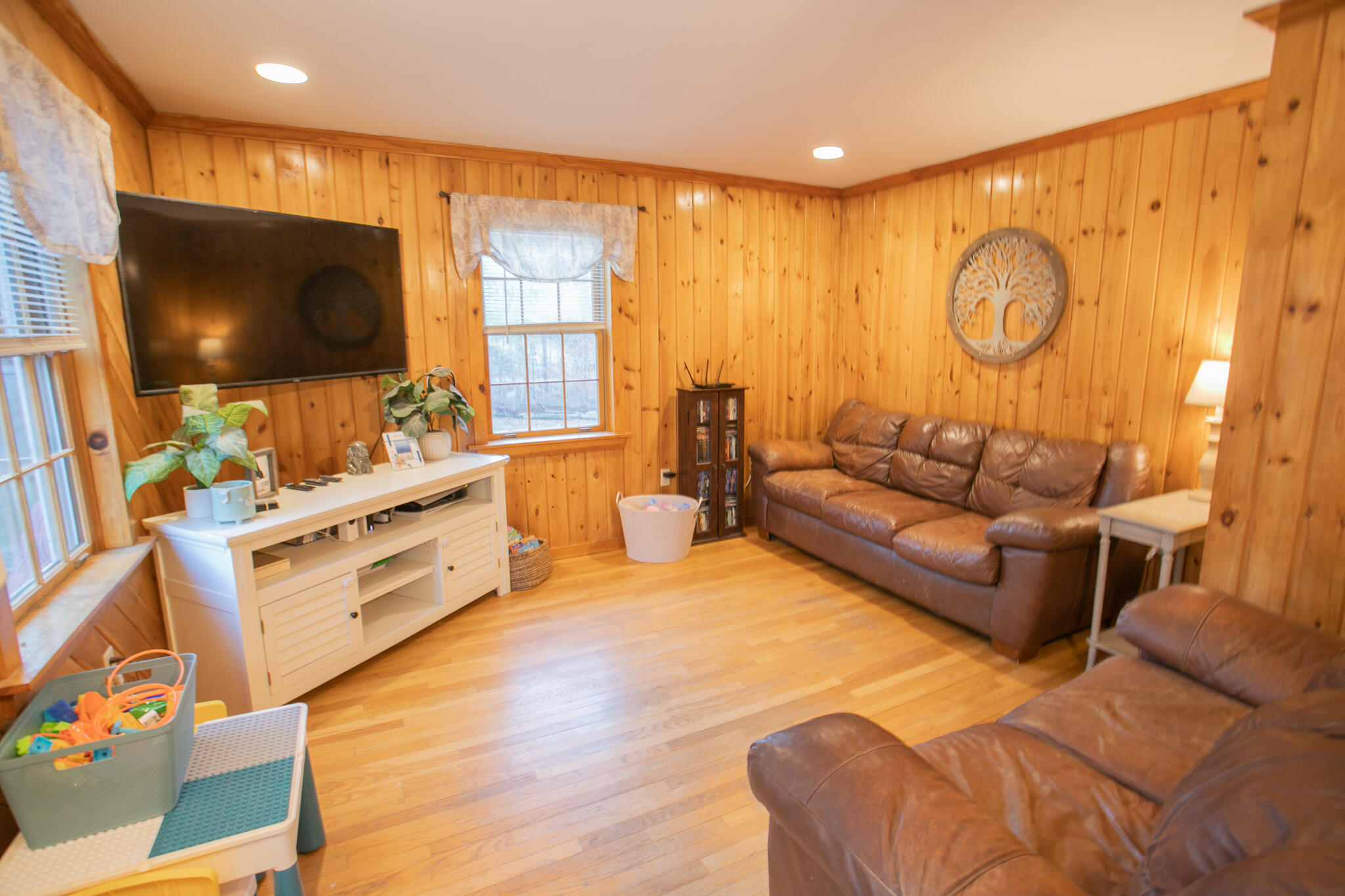 172 Tannery Loop Amherst, ME 04605 - Photo 5 of 45 Living Room