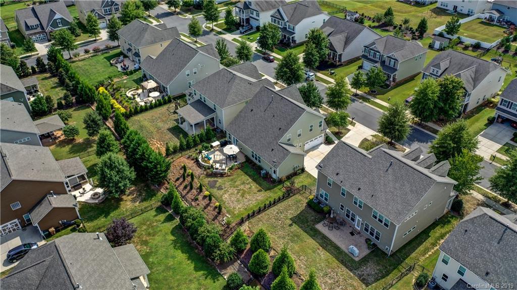 1633 Ridgehaven Road Waxhaw, NC 28173 - Photo 39 of 48 an aerial view of multiple houses with yard