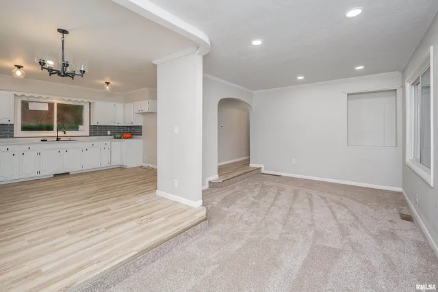 $249,900 | 4 Maple Court, Colona, IL 61241