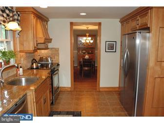 134 Pearl Croft Road Cherry Hill, NJ 08034 - Photo 7 of 12 Gallery Image 7