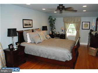 134 Pearl Croft Road Cherry Hill, NJ 08034 - Photo 8 of 12 Gallery Image 8