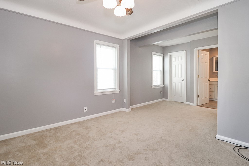 1563 Winchester Road Lyndhurst, OH 44124 - Photo 9 of 35 Gallery Image 9