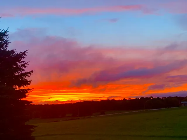 $800,000 | 67 Ashippun Wi 53066, Ixonia, WI 53036