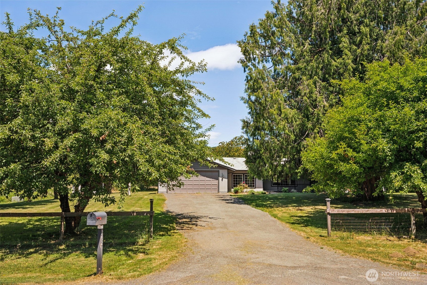 262 Falls Road Randle, WA 98377 - Photo 4 of 40 Gallery Image 4