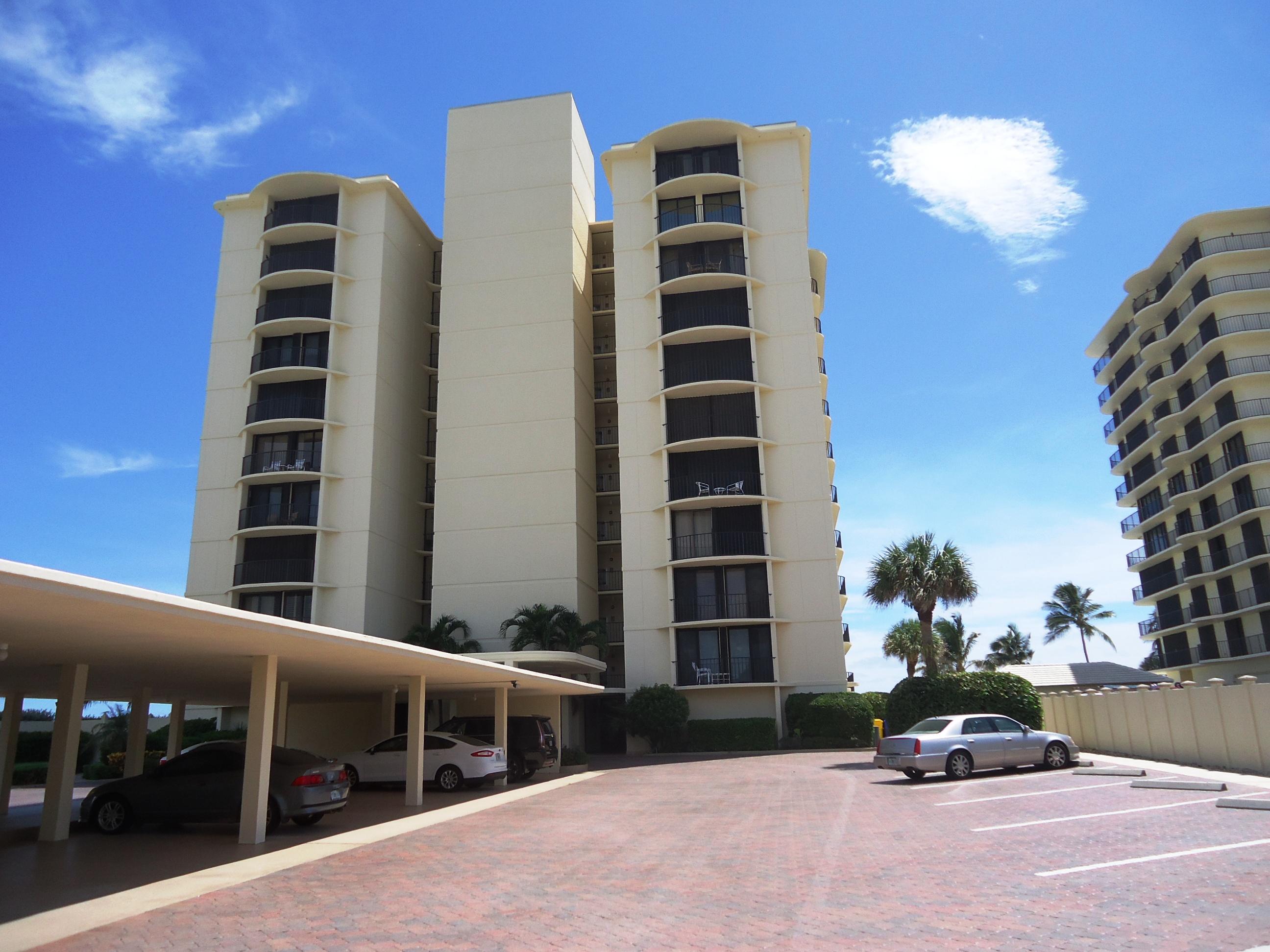 200 South Beach Road, Unit 303 Tequesta, FL 33469 - Photo 9 of 17 FRONT VIEW