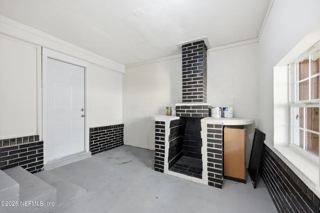 $2,150 | 2755 Green Street, Jacksonville, FL 32205