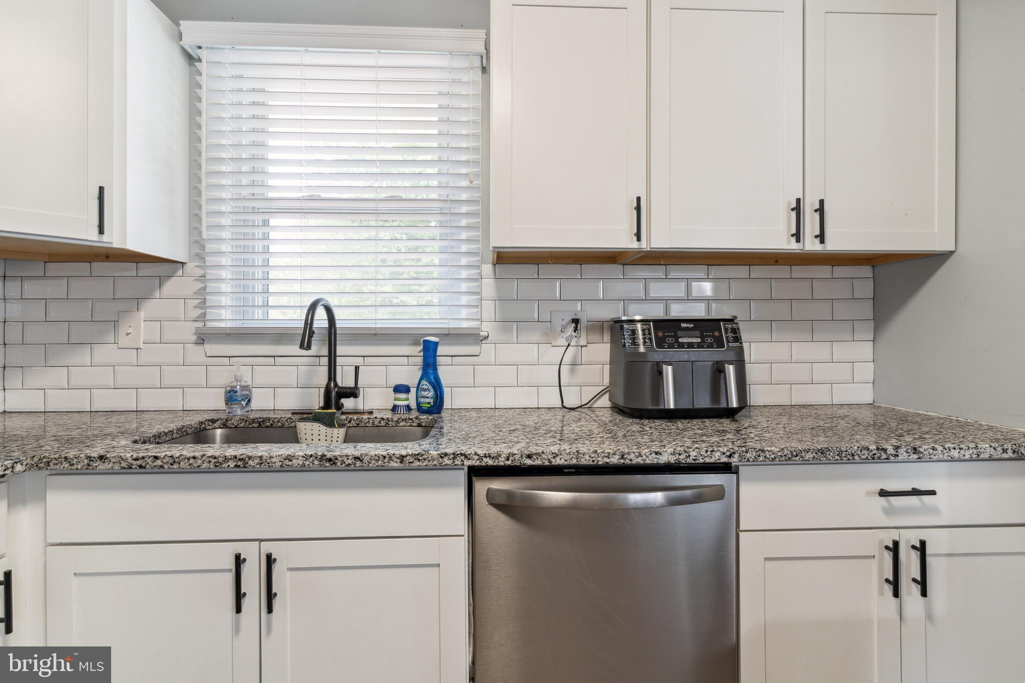 6772 Amherst Road Bryans Road, MD 20616 - Photo 12 of 39
