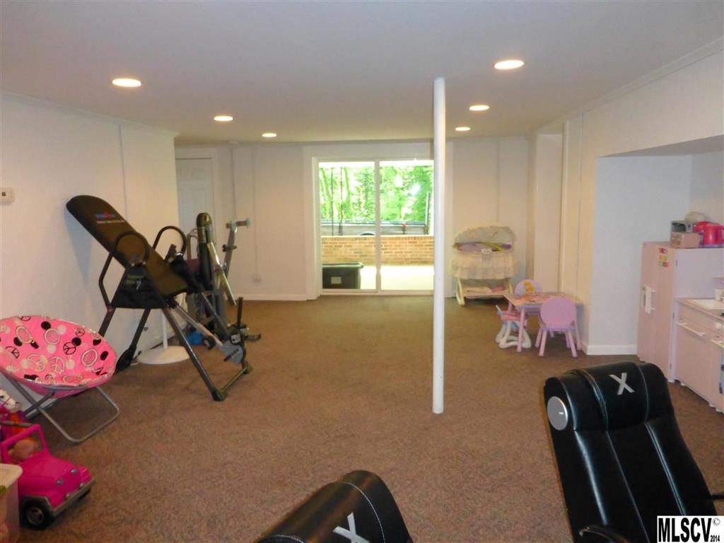 406 County Home Road Conover, NC 28613 - Photo 11 of 25 Gallery Image 11