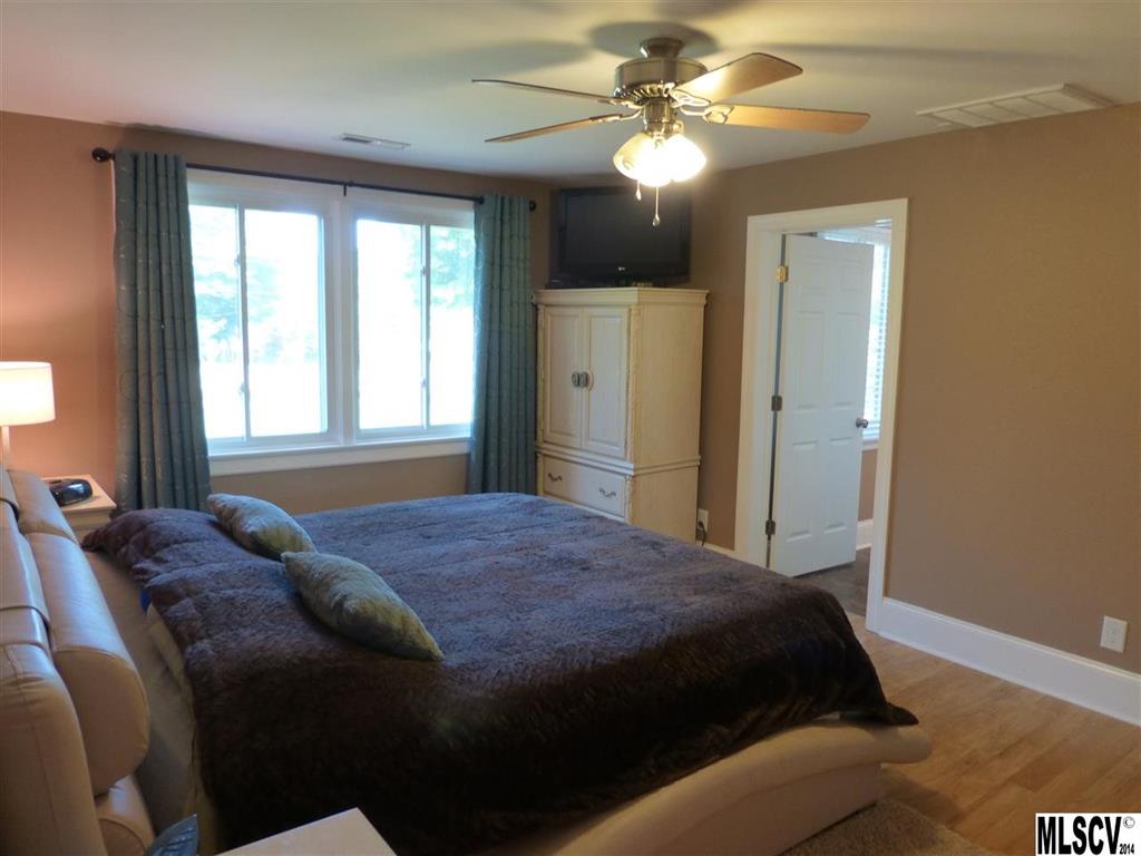 406 County Home Road Conover, NC 28613 - Photo 7 of 25 Gallery Image 7