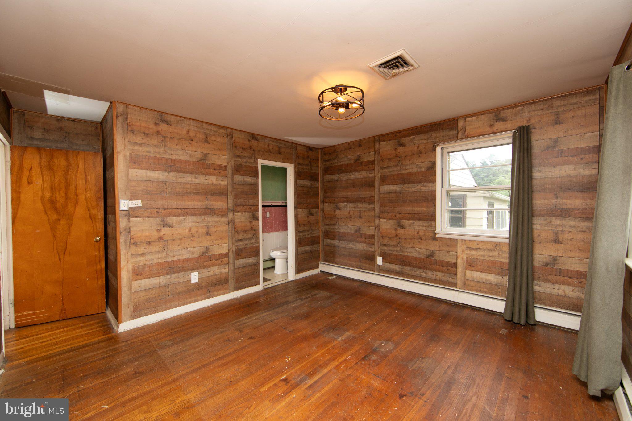 500 Mt Laurel Road Mount Laurel, NJ 08054 - Photo 13 of 37 Rustic charm in a spacious room.