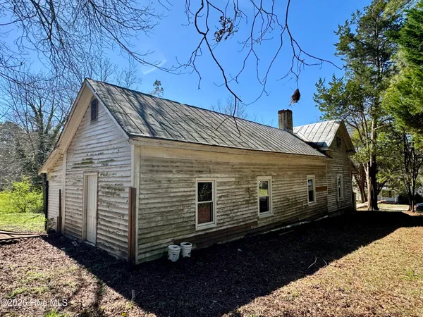 $99,900 | 315 South Pine Street, Spring Hope, NC 27882