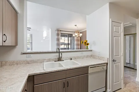 $288,000 | 20100 North 78th Place, Unit 1179, Scottsdale, AZ 85255